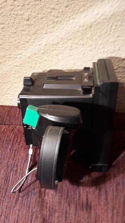 Coleccionismo: Camara Polaroid Miniportrait mod 402 - Foto 2