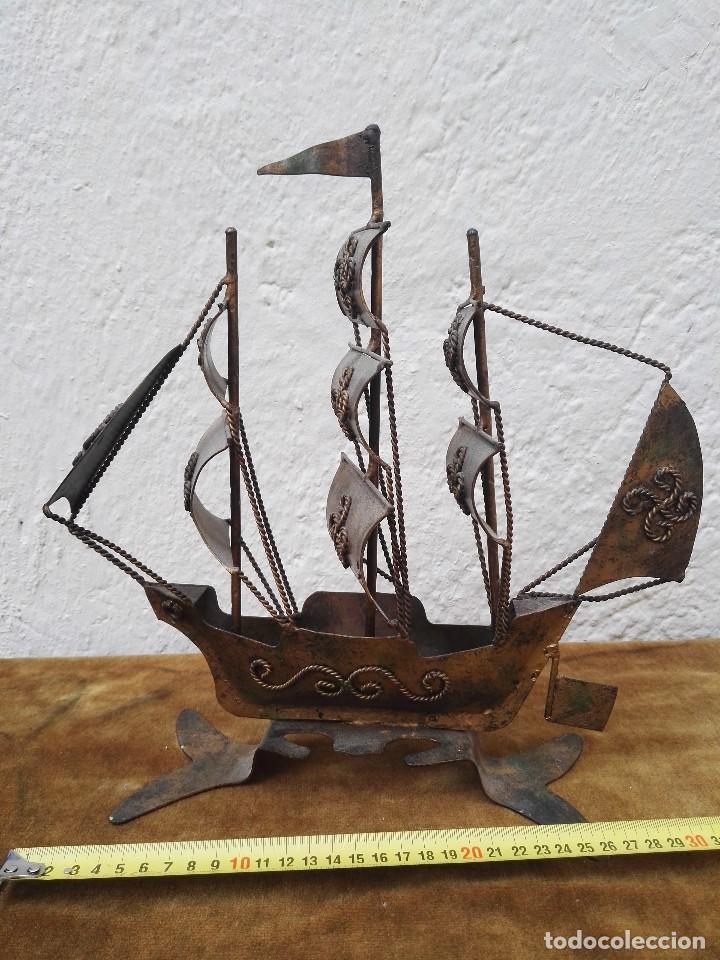 Coleccionismo: Barco de metal antiguo - Foto 2