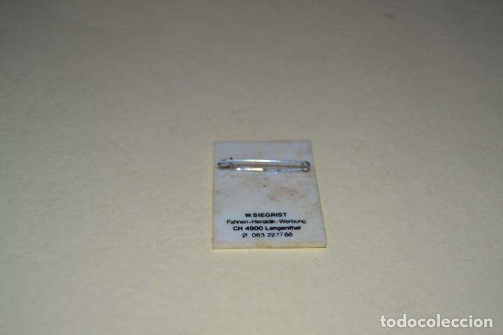 Coleccionismo: CHAPA ETRE SOLIDAIRES - Foto 2