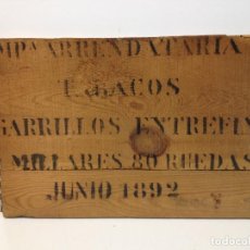 Coleccionismo: LATERAL CAJA DE MADERA ARRENDATARIA DE TABACOS 1892. Lote 107563987