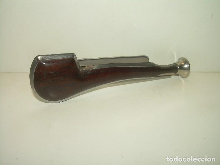 Coleccionismo: ANTIGUO ATACADOR DE PIPAS. - Foto 1