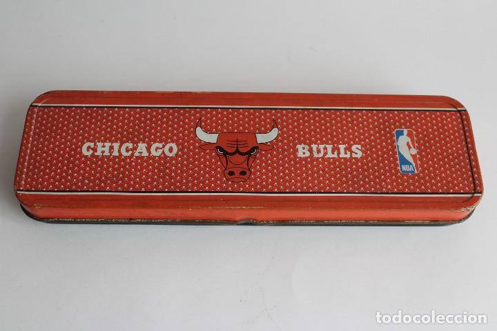 Coleccionismo: ESTUCHE HOJALATA METAL CHICAGO BULLS BALONCESTO NBA