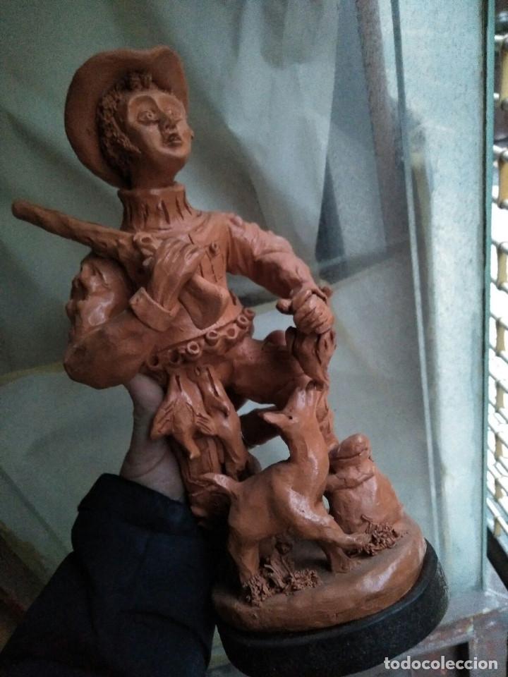 Coleccionismo: Figura de barro pescador - Foto 1