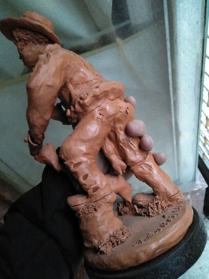 Coleccionismo: Figura de barro pescador - Foto 2