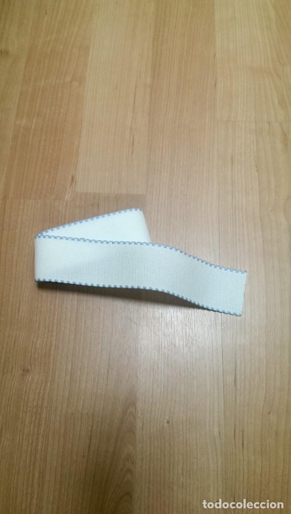 Colecionismo: ENTRED&Oacute;S TELA AIDA ANCHO 5 CMS. BORDE AZUL 1 METRO