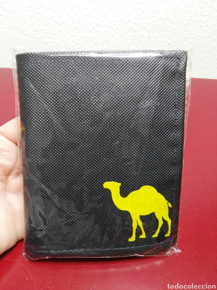 Coleccionismo: Cartera billetera cigarrillos Camel - Foto 2