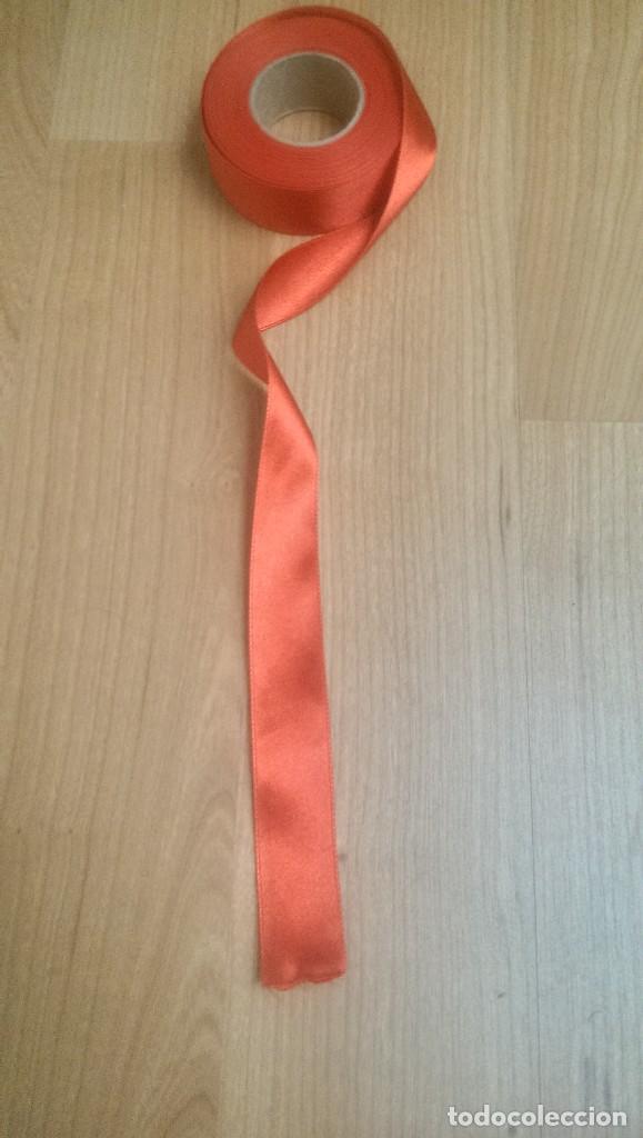 Collectionnisme: CINTA RASO COLOR ROJO ANCHO 2,5 CMS. 1 METRO (DISPONIBILIDAD 11 METROS)