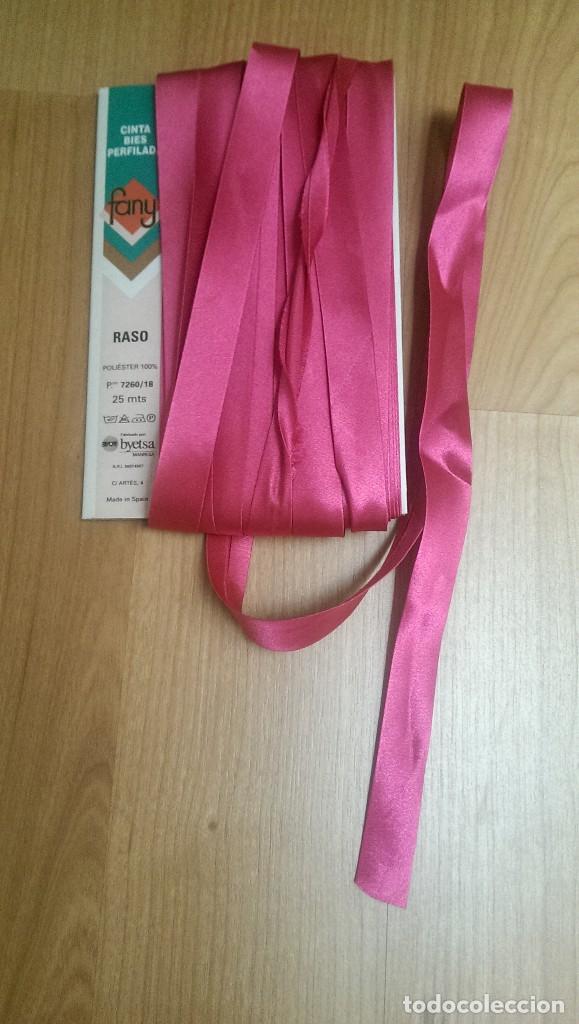 Sammeln: CINTA BIES PERFILADO RASO 16 MM. COLOR FUCSIA