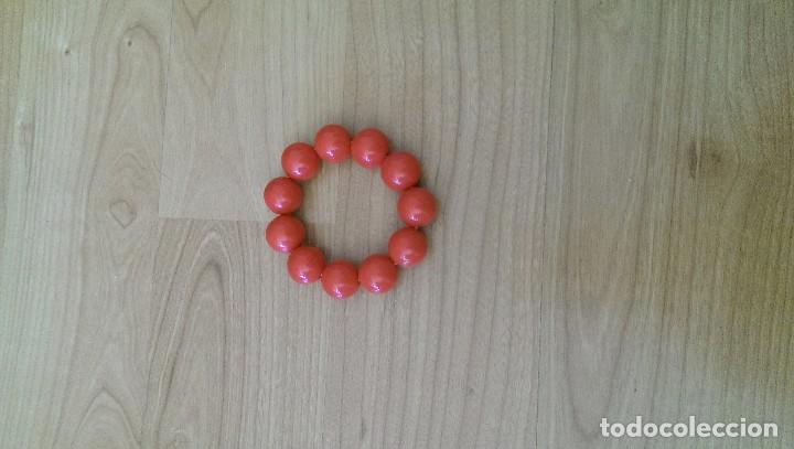 Coleccionismo: LOTE DE TRES COLLARES Y DOS PULSERAS BOLAS - Foto 3