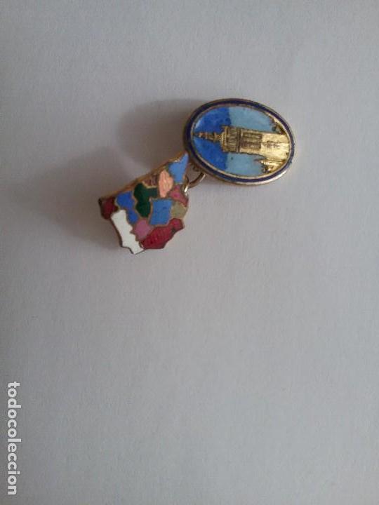 Coleccionismo: Gemelo mapa de Espa&ntilde;a y giralda - Foto 1