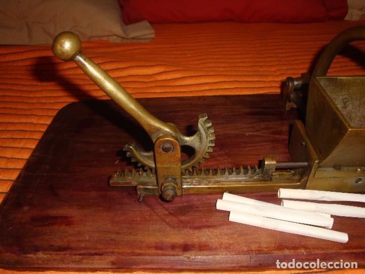 Coleccionismo: MAQUINA DE EMBOQUILLAR - Foto 3