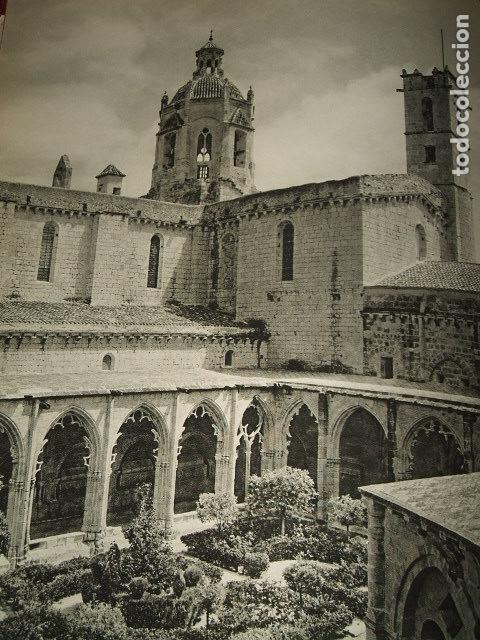 Coleccionismo: SANTES CREUS TARRAGONA CLAUSTRO DEL MONASTERIO ANTIGUA LAMINA HUECOGRABADO A&Ntilde;OS 40