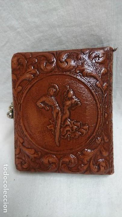 Coleccionismo: CARTERA MONEDERO BILLETERA SOUVENIR RECUERDO SEVILLA