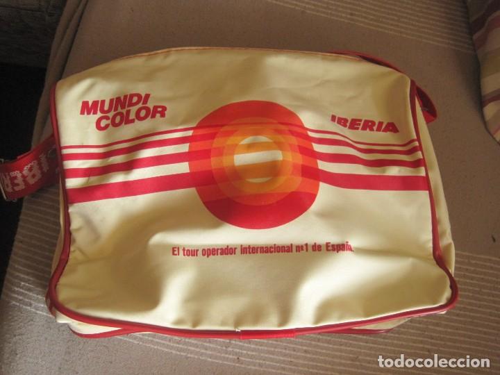 Coleccionismo: bolsa deporte a&ntilde;os 80 IBERIA - Foto 2