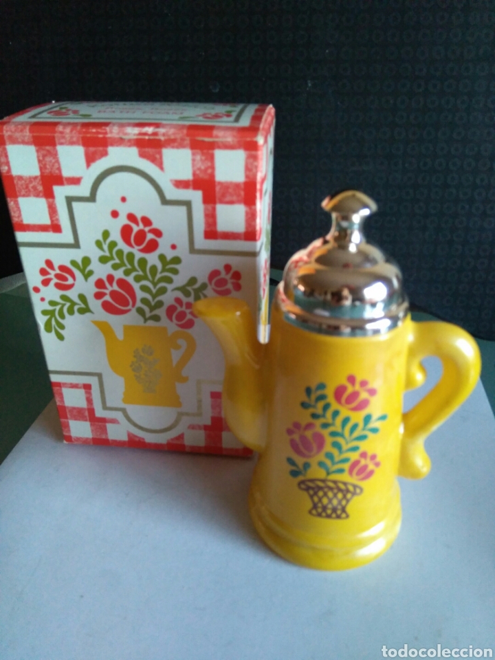Coleccionismo: Avon Cafetera llena y con su caja - Foto 1