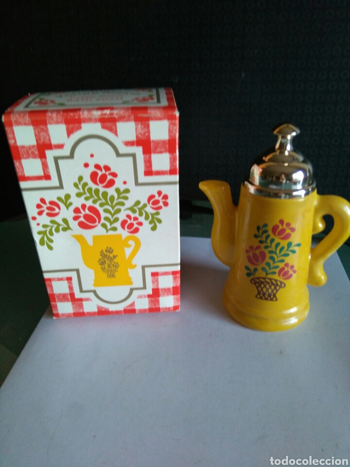 Coleccionismo: Avon Cafetera llena y con su caja - Foto 2