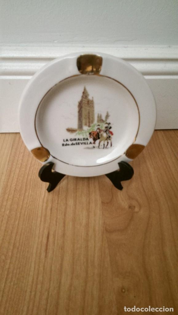 Collectionnisme: PLATO CER&Aacute;MICA &laquo;RECUERDO LA GIRALDA&raquo;