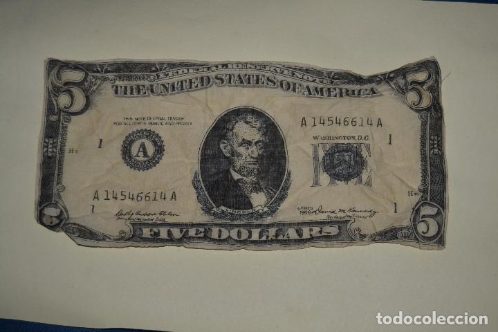 Coleccionismo: BILLETE DE 5 DOLARES EN TELA