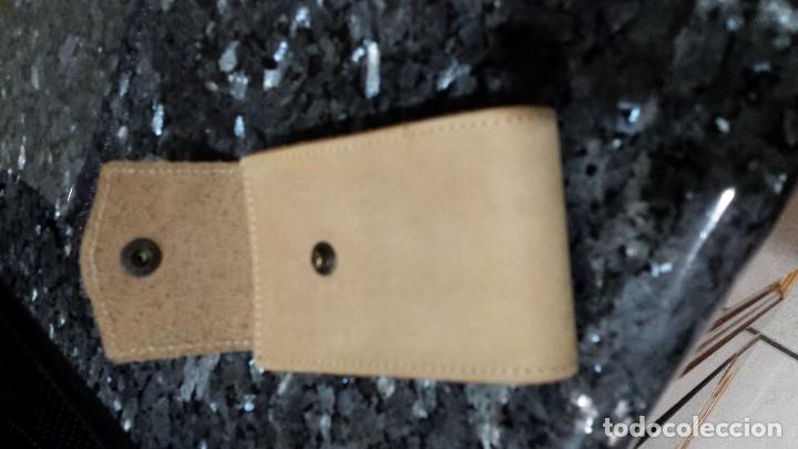 Coleccionismo: Petillera de piel. - Foto 2