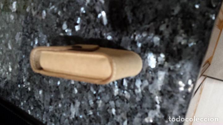 Coleccionismo: Petillera de piel. - Foto 3