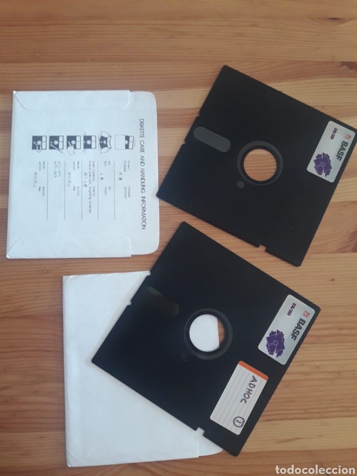 Coleccionismo: Dos disquetes gran tama&ntilde;o finos BASF