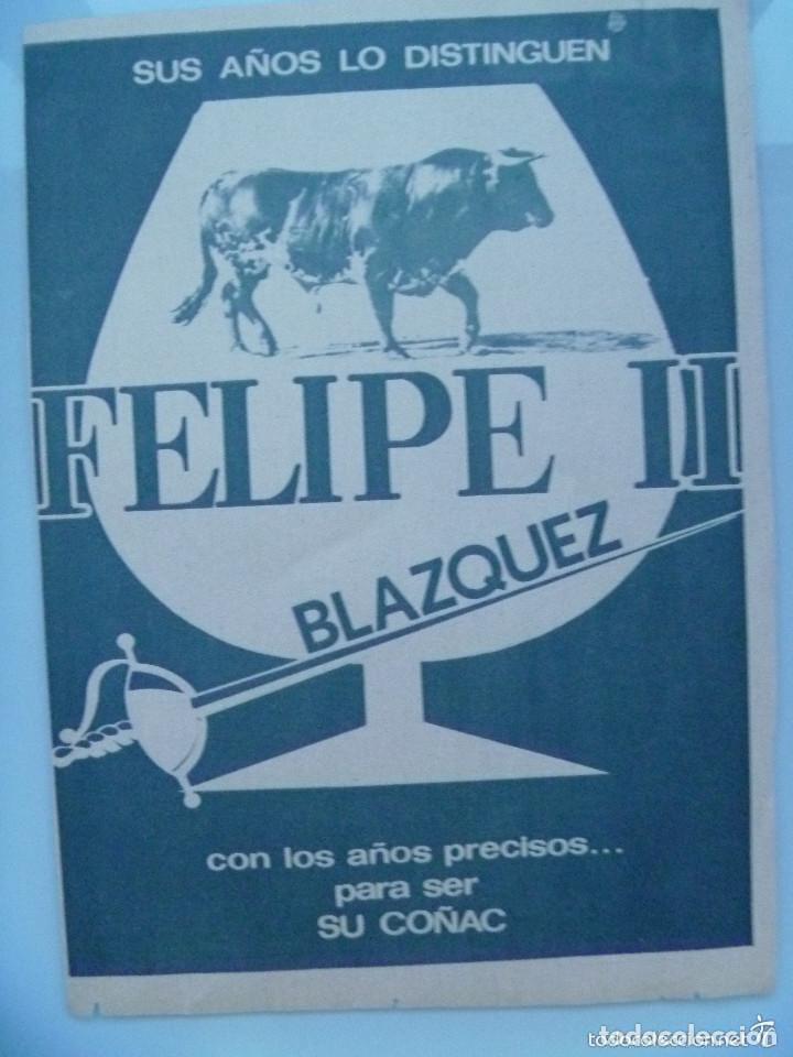 Coleccionismo: HOJA DE PERIODICO CON PUBLICIDAD DE CO&Ntilde;AC FELIPE II , BLAZQUEZ . A&Ntilde;OS 60.