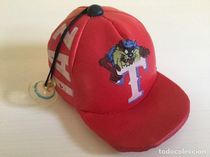 Coleccionismo: Gorra con ventosa decoraci&oacute;n coche &ndash; Taz Rangers &ndash; Warner Bros