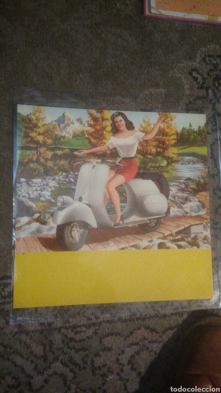 Coleccionismo: VESPA CON CHICA PIN UP. a&ntilde;os 50. A estrenar.