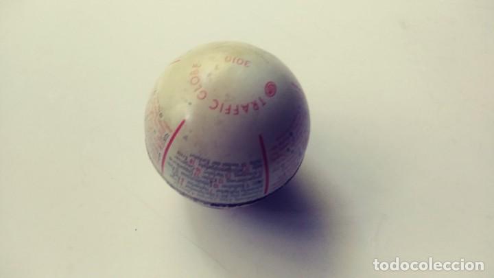 Coleccionismo: Sacapuntas traffic globe - Foto 2