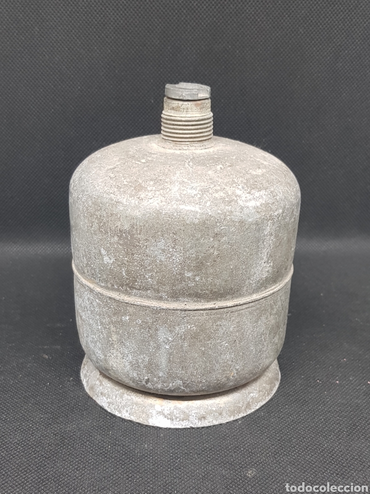 Collezionismo: Antigua bombona camping gas - car116