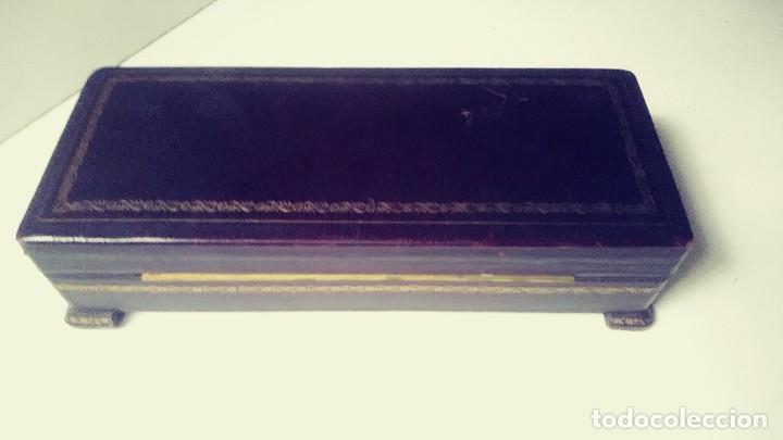 Coleccionismo: CAJA CIGARRERA DE MADERA FORRADA - Foto 8