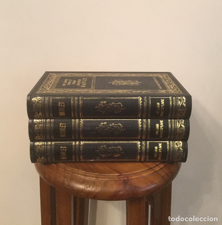 Coleccionismo: CURIOSA CAJA PARA TABACO CON MECHERO, FORMA DE LIBROS HAMLET - Foto 2