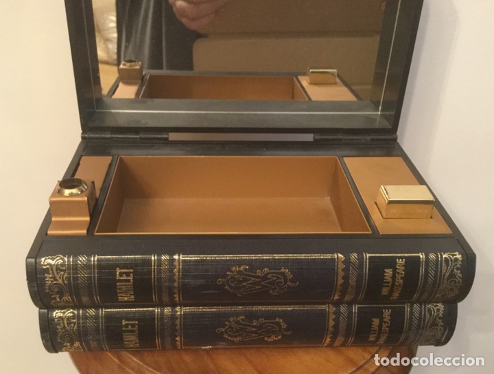 Coleccionismo: CURIOSA CAJA PARA TABACO CON MECHERO, FORMA DE LIBROS HAMLET - Foto 3