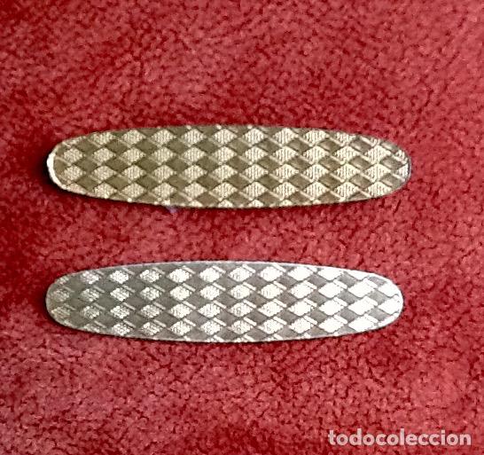 Coleccionismo: NAVAJAS A&Ntilde;OS 60-70. PLACAS O CHAPAS PARA MANGOS. ENVIO INCLUIDO EN EL PRECIO.