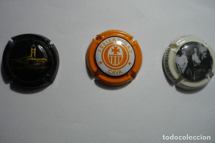 Coleccionismo: lote variado de chapas de cava