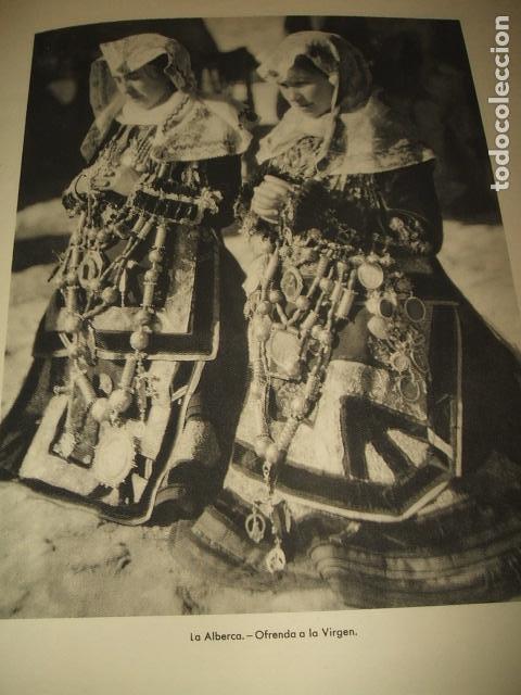 Colecionismo: LA ALBERCA SALAMANCA OFRENDA A LA VIRGEN ANTIGUA LAMINA HUECOGRABADO A&Ntilde;OS 40