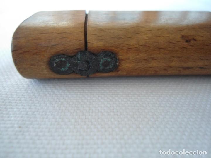 Coleccionismo: ANTIGUO CERILLERO DE MADERA - Foto 3