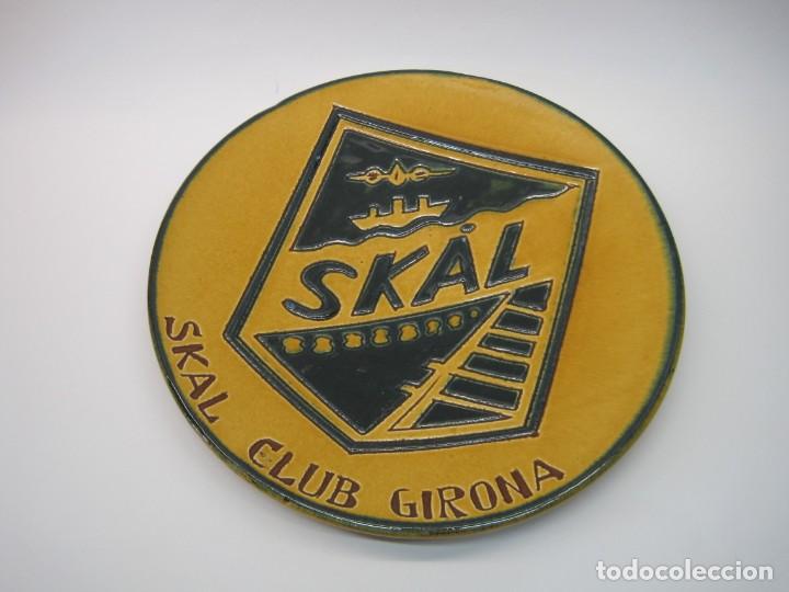 Coleccionismo: plato club SKAL girona turismo plate ceramica espa&ntilde;a spain coleccionismo vintage