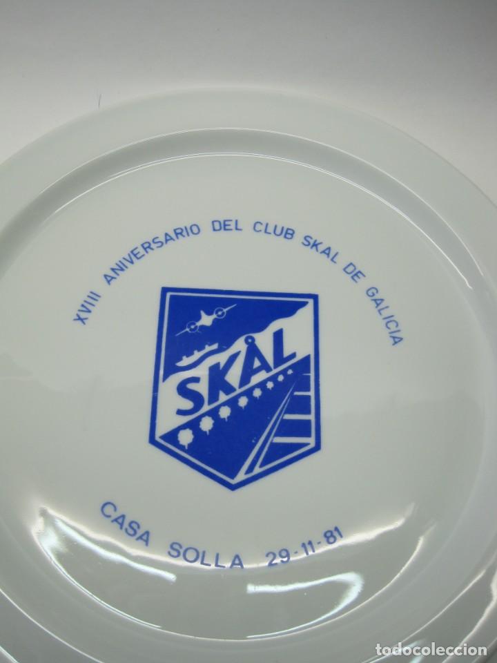 Coleccionismo: plato club SKAL Galicia 81 aniversario turismo plate ceramica espa&ntilde;a spain coleccion vintage