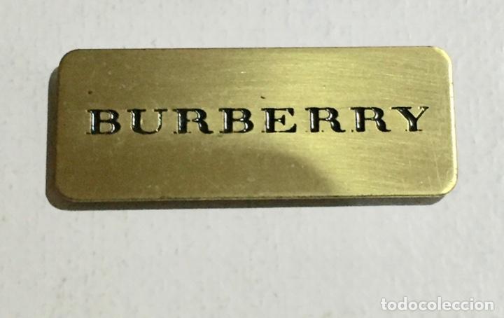 burberry metal logo