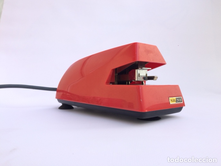 Coleccionismo: Grapadora el&eacute;ctrica PLUS 210B - Foto 3