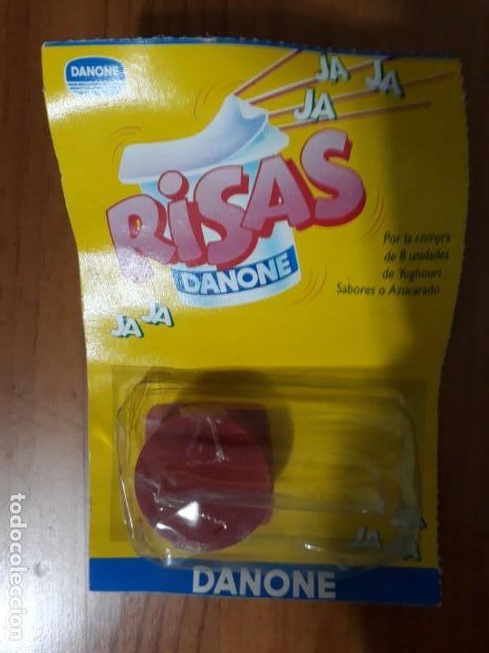 Coleccionismo: Risas danone caja sorpresa - Foto 1