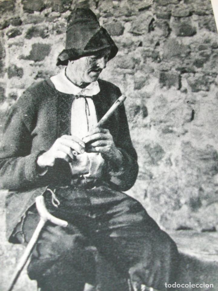 Collectionnisme: PAIS VASCO CAMPESINO EN TRAJE ANTIGUO ANTIGUA LAMINA HUECOGRABADO A&Ntilde;OS 40