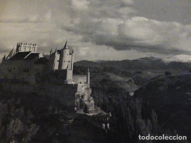 Collecting paper: SEGOVIA ANTIGUA LAMINA HUECOGRABADO A&Ntilde;OS 40