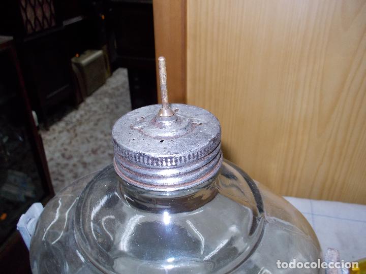 Coleccionismo: botella para rellenar mecheros - Foto 5