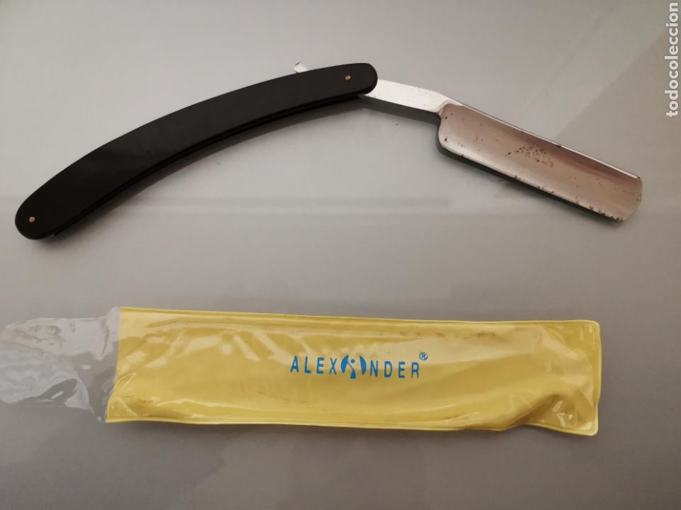 Collecting: ANTIGUA NAVAJA AFEITAR ALEXANDER NEGRA