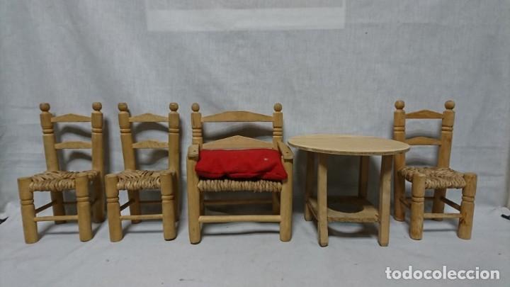 Coleccionismo: LOTE MOBILIARIO VINTAGE PARA MU&Ntilde;ECA EN MADERA - Foto 1