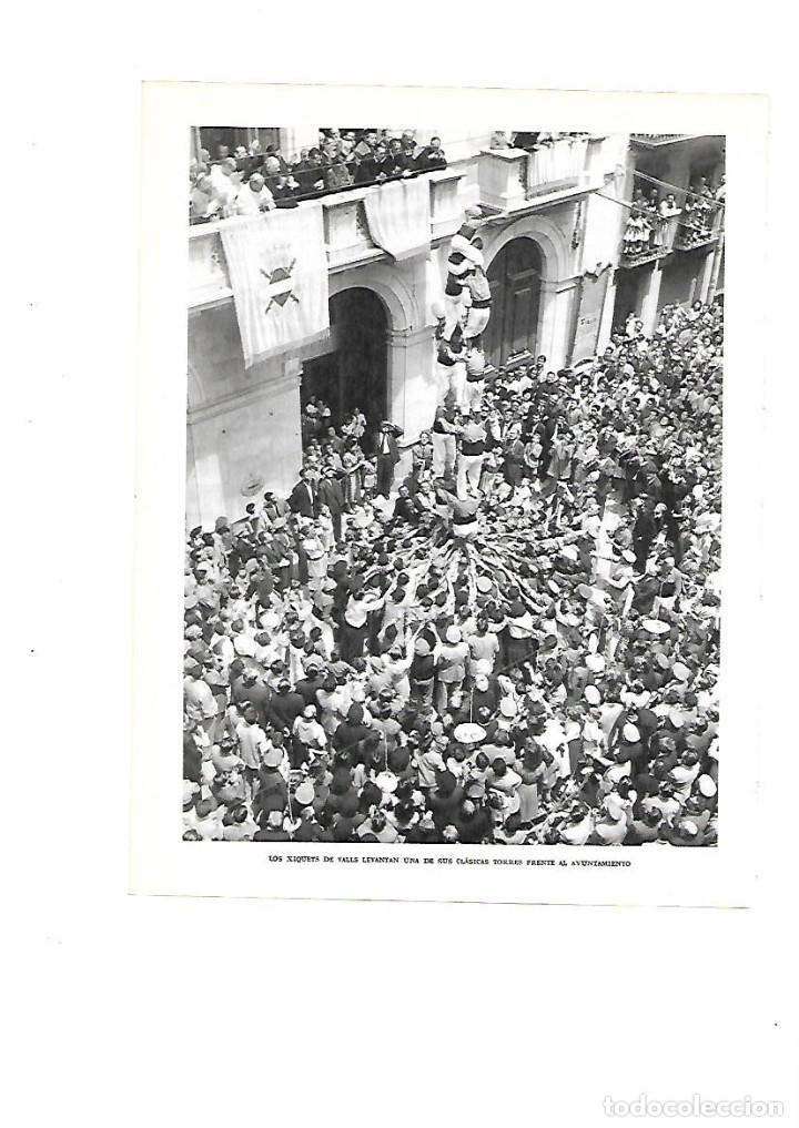 Coleccionismo: A&Ntilde;O 1961 RECORTE PRENSA FOTOGRAFIA ACTUACION XIQUETS DE VALLS CASTELLERS AYUNTAMIENTO VALLS