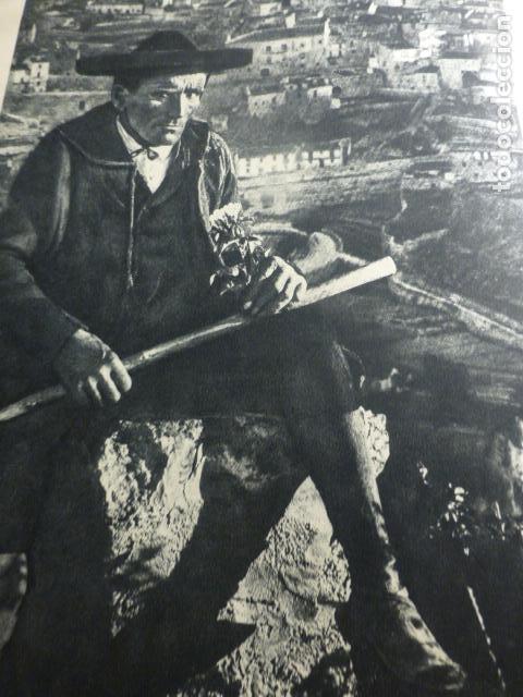 Collecting paper: SEPULVEDA SEGOVIA TIPO ANTIGUA LAMINA HUECOGRABADO 1933 21 X 29 CMTS
