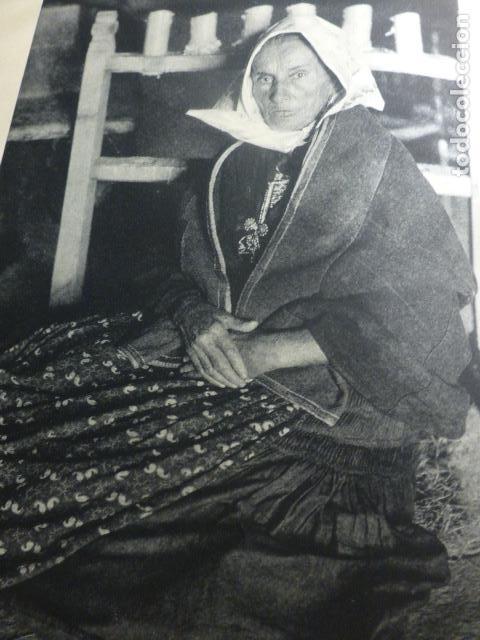 Collecting paper: LAGARTERA TOLEDO TIPO ANTIGUA LAMINA HUECOGRABADO 1933 21 X 29 CMTS